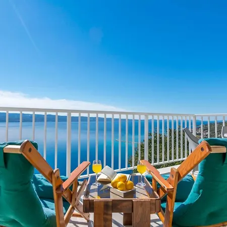 Luxury View * Omis